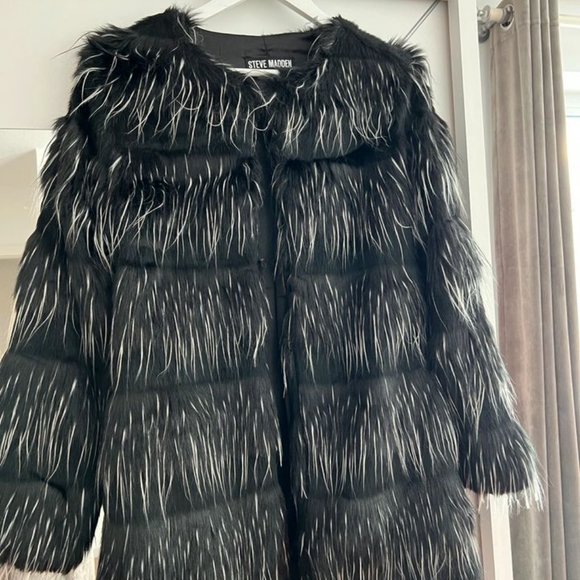 STEVE MADDEN Aesthetic Gothic Shaggy GLAM Faux Fur Coat Size M - Picture 2 of 11
